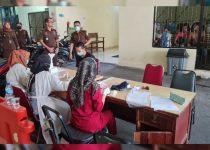 KEJARI PADANG KEMBALI PINDAHKAN  TAHANAN YANG DITITIPKAN  PADA POLDA, POLRESTA DAN POLSEK SE-KOTA PADANG KE RUTAN ANAK AIR PADANG